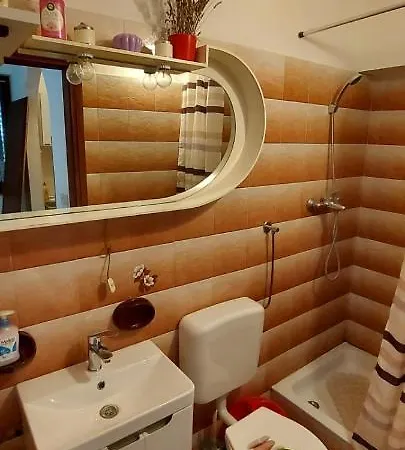 Apartman Bozana 2 *